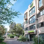 Centre Rive Gauche 3*