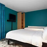 Отель Centre Rive Gauche 3*