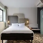 Centre Rive Gauche 3*