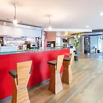 Centre Rive Gauche 3*