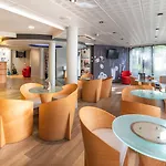 Centre Rive Gauche Отель 3*