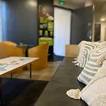 Centre Rive Gauche Отель Руан