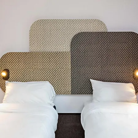 ホテル Centre Rive Gauche 3*