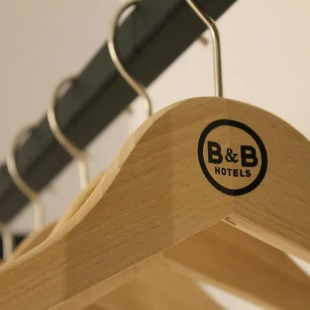 Centre Rive Gauche ホテル 3*