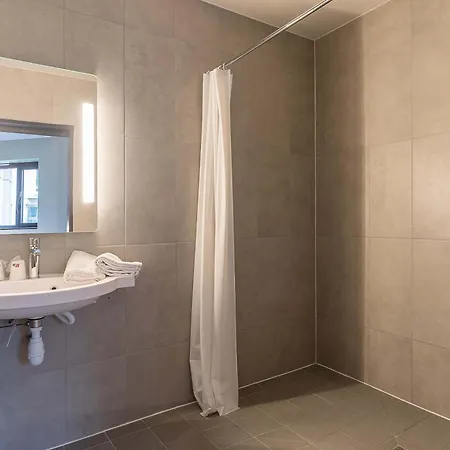 Отель Centre Rive Gauche Руан