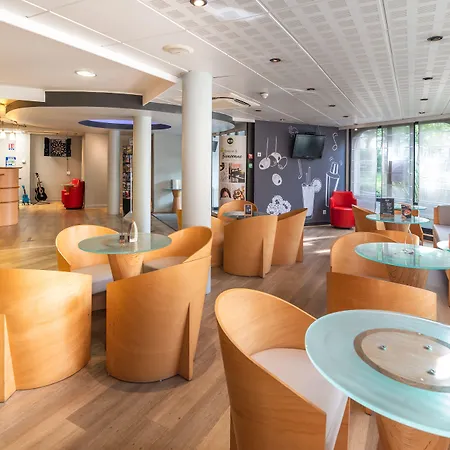 Centre Rive Gauche Отель 3*