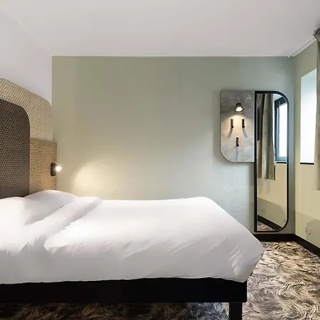 Hotel Centre Rive Gauche 3*