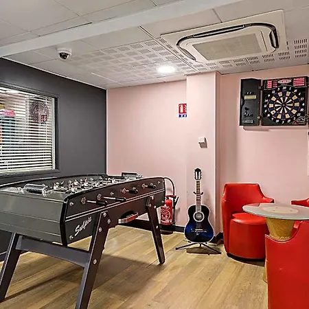 Centre Rive Gauche 3*