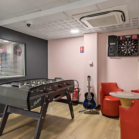 فندق Centre Rive Gauche 3*