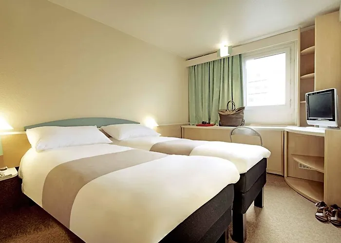 מלון Centre Rive Gauche רואן